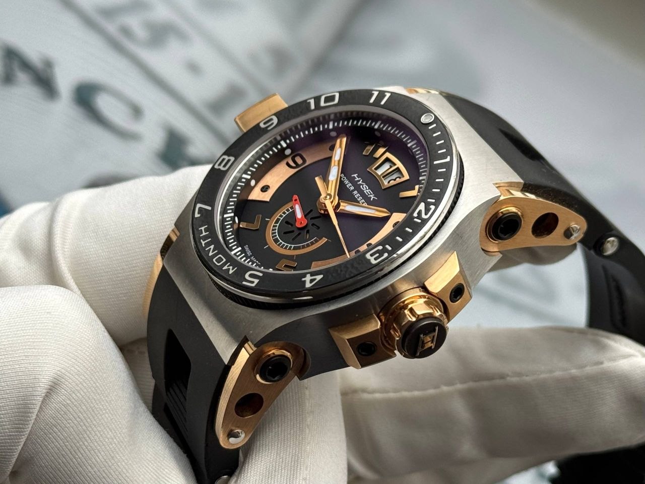 Hysek Abyss Power Reserve SteelGold1